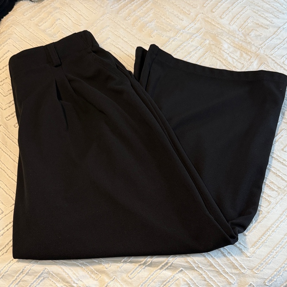 HALARA Wide Leg Pants in Black
